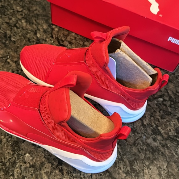 Puma Fierce Core women’s 8.5 NIB - Picture 5 of 10